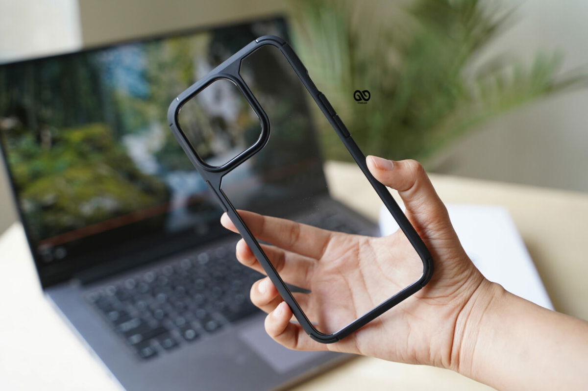 Defender Rugged Black Protective Case for iPhone 13 Pro