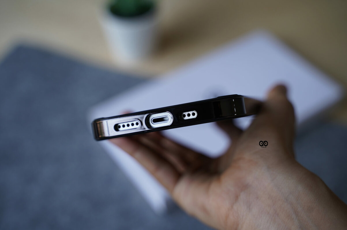 Dual Hybrid Case With Chrome Edges