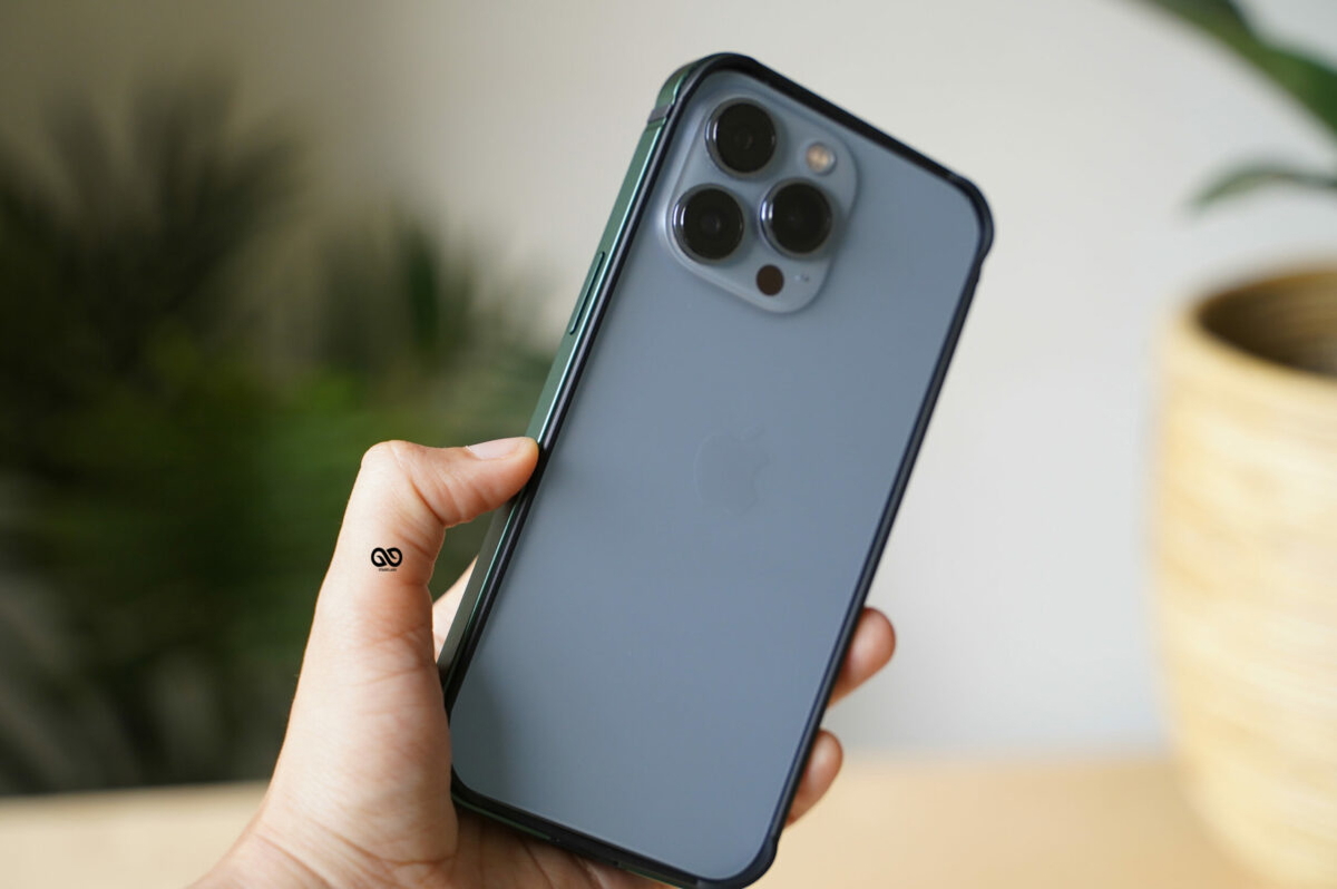 Alpine Green Fiber Bumper for iPhone 13 Pro Max (Bumper, not a Case)