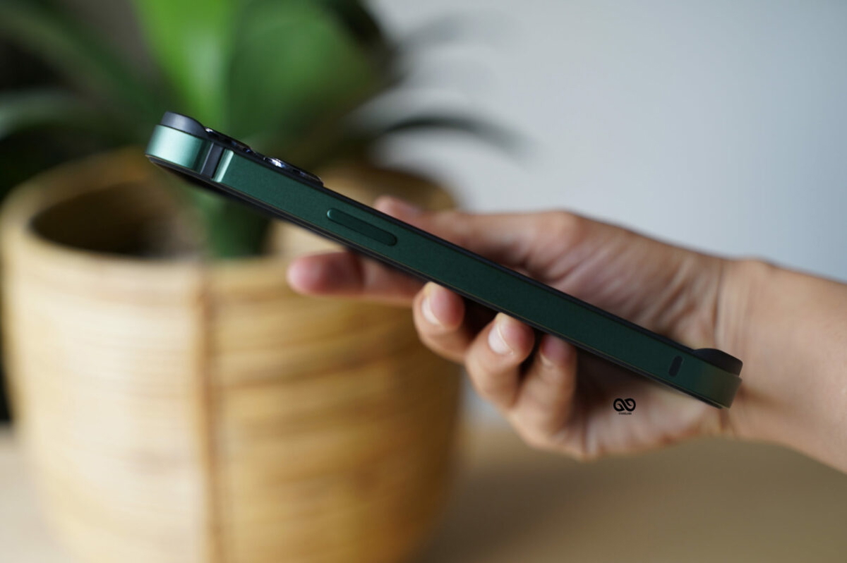 Alpine Green Fiber Bumper for iPhone 13 Pro Max (Bumper, not a Case)