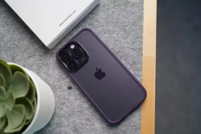 Drop Proof Sleek Transparent Case