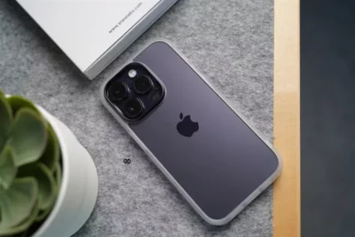 Drop Proof Sleek Transparent Case