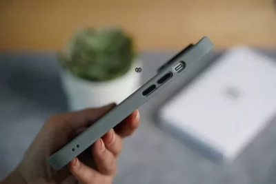 Drop Proof Sleek Transparent Case