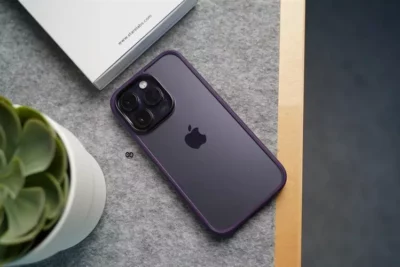 Drop Proof Sleek Transparent Case