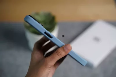 Drop Proof Sleek Transparent Case