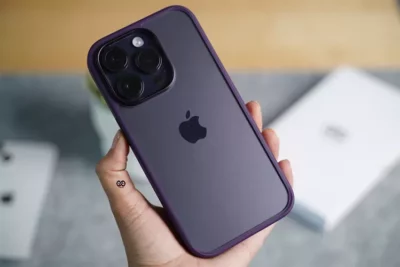 Drop Proof Sleek Transparent Case