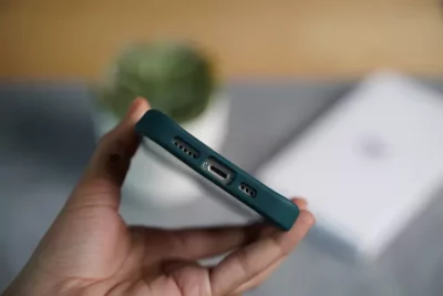 Drop Proof Sleek Transparent Case