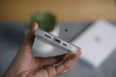 Drop Proof Sleek Transparent Case