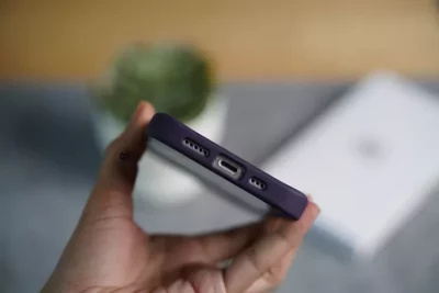 Drop Proof Sleek Transparent Case