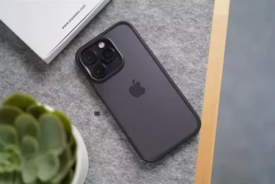 Drop Proof Sleek Transparent Case