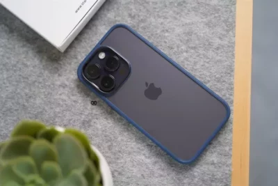 Drop Proof Sleek Transparent Case