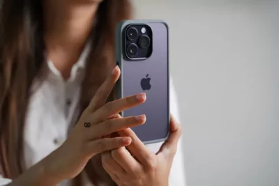 Drop Proof Sleek Transparent Case