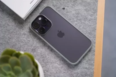 Drop Proof Sleek Transparent Case