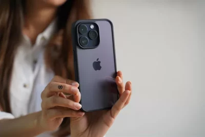 Drop Proof Sleek Transparent Case