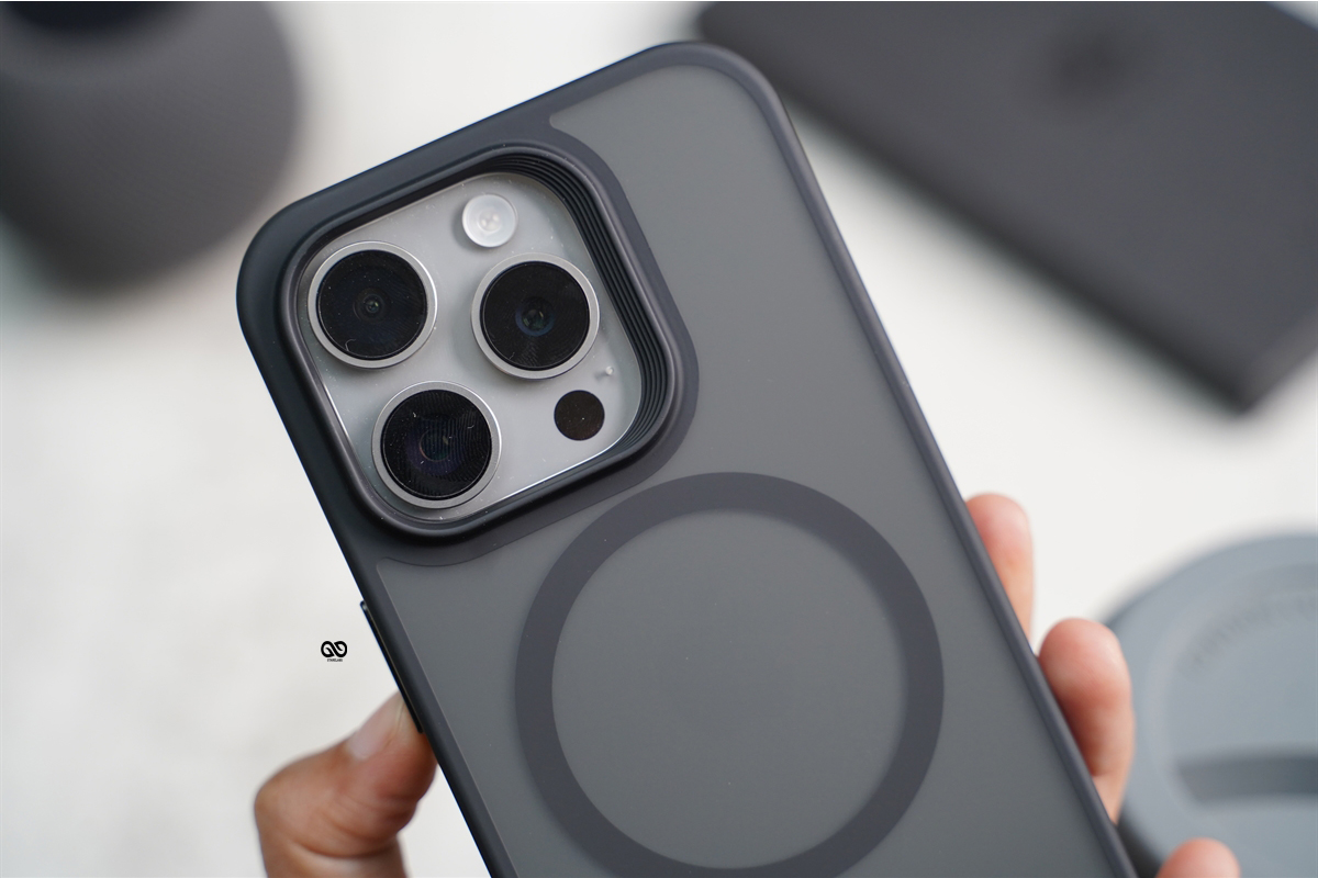 Magsafe Black Drop Proof Sleek Matte case for iPhone 13 pro 2 Magsafe Black Drop Proof Sleek Matte case for iPhone 13 pro - Image 2