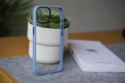 Drop Proof Sleek Transparent Case