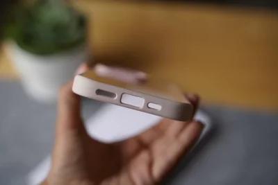 Drop Proof Sleek Transparent Case