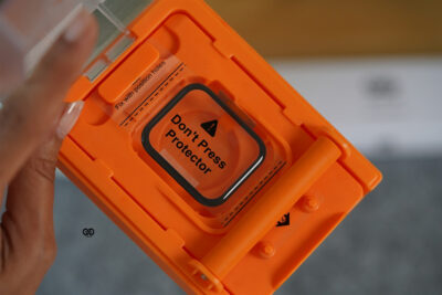 Tempered glass with installation kit