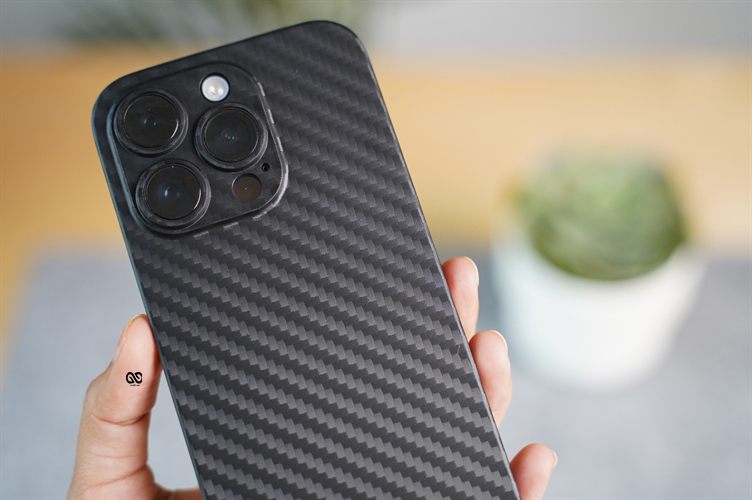 Carbon Ultra Thin Slim Case for iPhone 14 Pro 3 Carbon Ultra Thin Slim Case for iPhone 14 Pro - Image 3