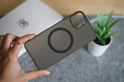 Gradient Black Magsafe Ultra Thin Case for iPhone 14