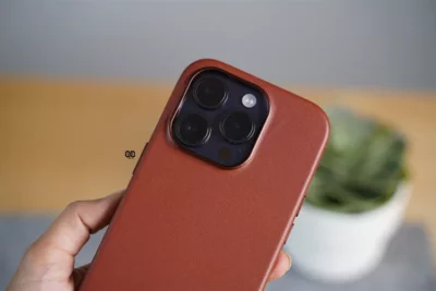 MagSafe Vegan Leather Case