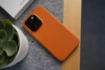 MagSafe Vegan Leather Case