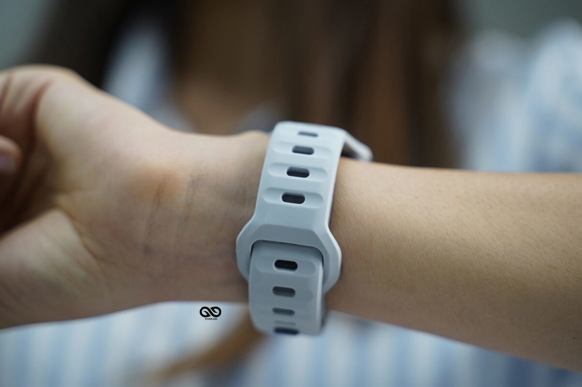 Powder Grey Waterproof Silicone Sports Bands for Apple Watch 42MM 41MM 40MM Series 4 5 6 7 8 9 10 11 SE SE 2 Gen