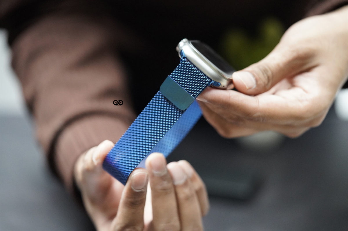 Milanese Magnetic Metal Loop For Apple Watch 49 MM (Series Ultra/Ultra 2/Ultra 3) 40 Milanese Magnetic Metal Loop For Apple Watch 49 MM (Series Ultra/Ultra 2/Ultra 3) - Image 40