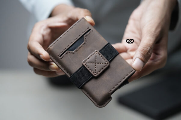 Slim Pop Up Card And Cash Holder