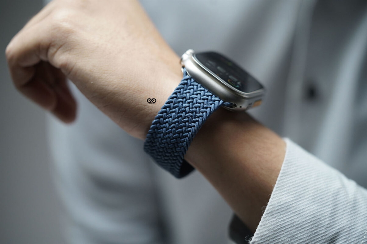 Abyss Blue Braided Solo Loop For Apple Watch 49 (Series Ultra/Ultra 2/Ultra 3)