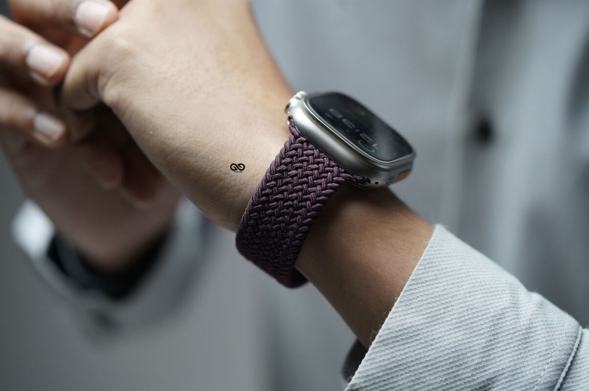 Dark Cherry Braided Solo Loop For Apple Watch 49 (Series Ultra/Ultra 2/Ultra 3)