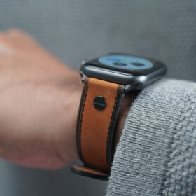 Matte Tan Screw Design Leather Strap for Apple Watch 44MM 45MM 46MM Series 4 5 6 7 8 9 10 11 12 SE SE2 SE3 Gen