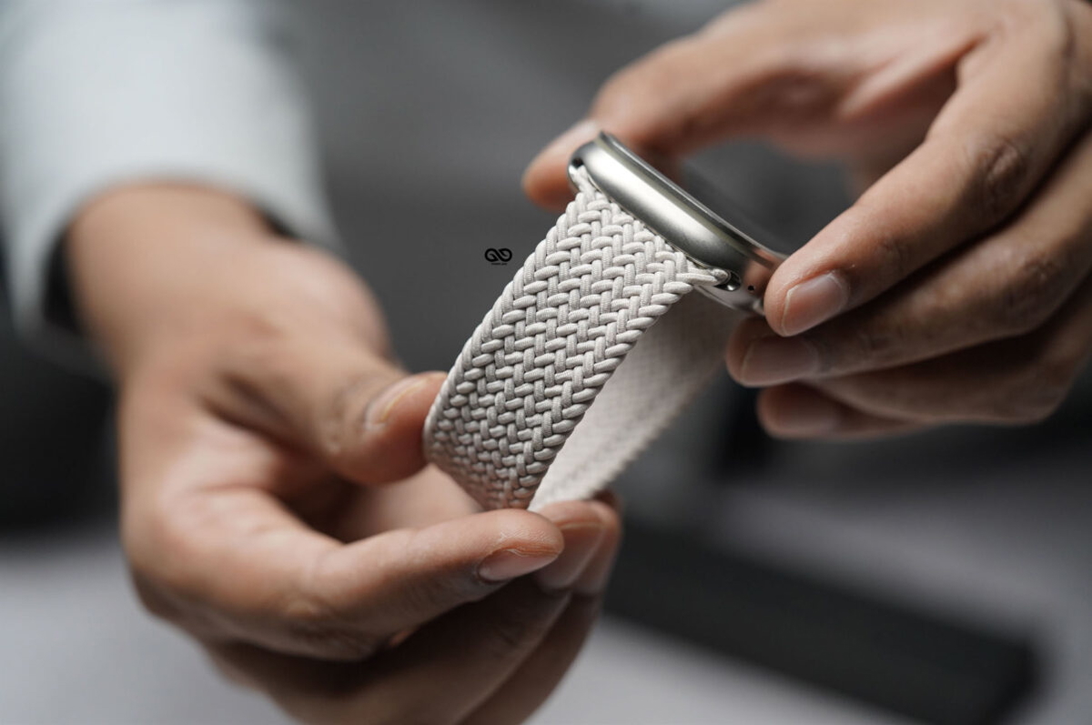 Starlight Braided Solo Loop For Apple Watch 49 (Series Ultra/Ultra 2/Ultra 3)