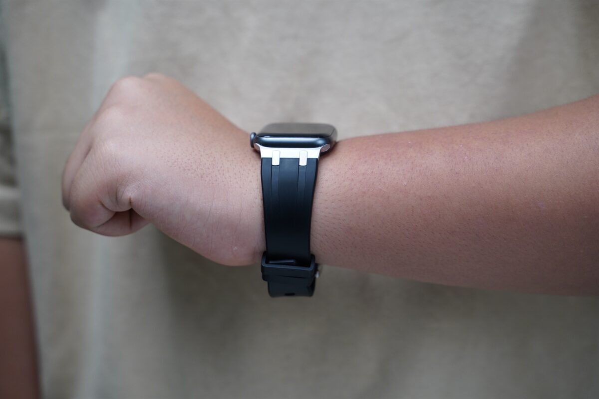 Black Fluoro Rubber Strap With Titanium Buckle For Apple Watch 44MM 45MM 46MM Series 4 5 6 7 8 9 10 11 (SE 2 3 Gen)