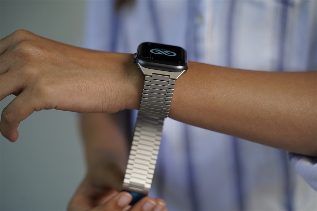 Stainless Steel Silver Belt For Apple Watch 44MM 45MM 46MM Series 4 5 6 7 8 9 10 11 12 SE SE2 SE3 Gen 7 Stainless Steel Silver Belt For Apple Watch 44MM 45MM 46MM Series 4 5 6 7 8 9 10 11 12 SE SE2 SE3 Gen - Image 7