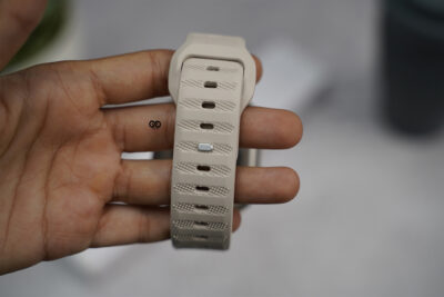 Beige FKM Active Rubber Strap For Apple Watch 49 (Series Ultra/Ultra 2/Ultra 3)