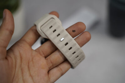 Beige FKM Active Rubber Strap For Apple Watch 49 (Series Ultra/Ultra 2/Ultra 3)