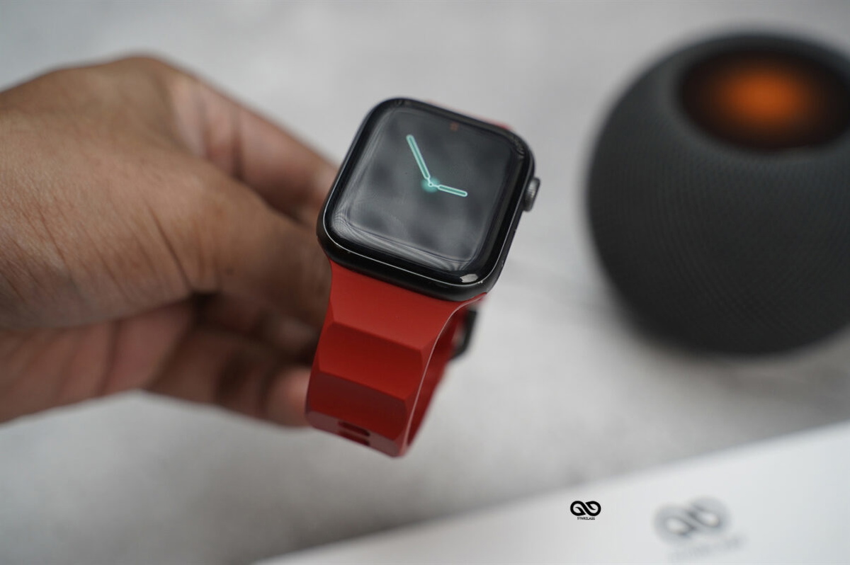 Matte Red FKM Casual Sports Band For Apple Watch 44MM 45MM 46MM Series 4 5 6 7 8 9 10 11 (SE 2 3 Gen)