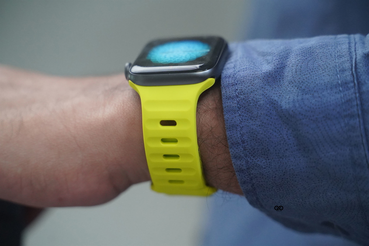 Volta Neon Fluorescent Waterproof Silicone Sports Bands for Apple Watch 44MM 45MM 46MM Series 4 5 6 7 8 9 10 11 12 SE SE2 SE3 Gen 15 Volta Neon Fluorescent Waterproof Silicone Sports Bands for Apple Watch 44MM 45MM 46MM Series 4 5 6 7 8 9 10 11 12 SE SE2 SE3 Gen - Image 15