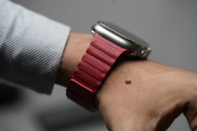 Red Magnetic Leather Loop For Apple Watch 49 MM Series Ultra/Ultra 2/Ultra 3