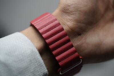Red Magnetic Leather Loop For Apple Watch 49 MM Series Ultra/Ultra 2/Ultra 3