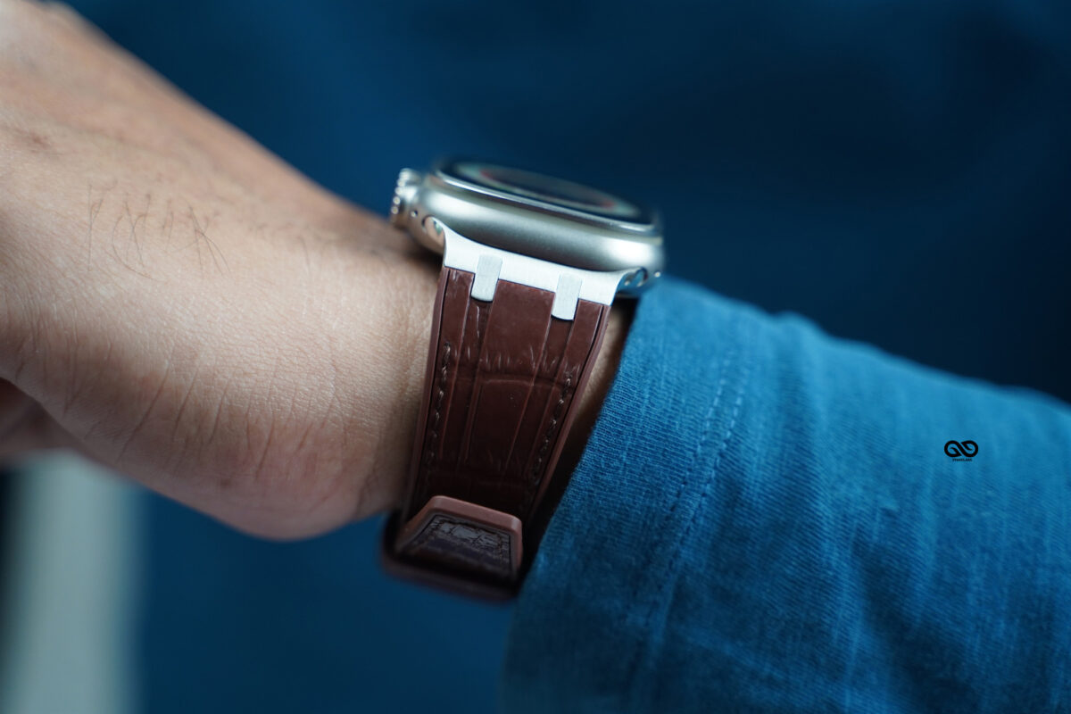 Wood brown Silicone Faux Leather Strap For Apple Watch 49 MM Series Ultra/Ultra 2/Ultra 3