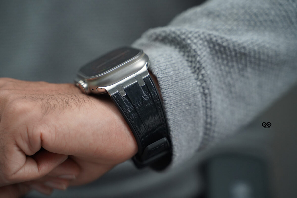 Onyx Black Silicone Faux Leather Strap For Apple Watch 49 MM Series Ultra/Ultra 2/Ultra 3