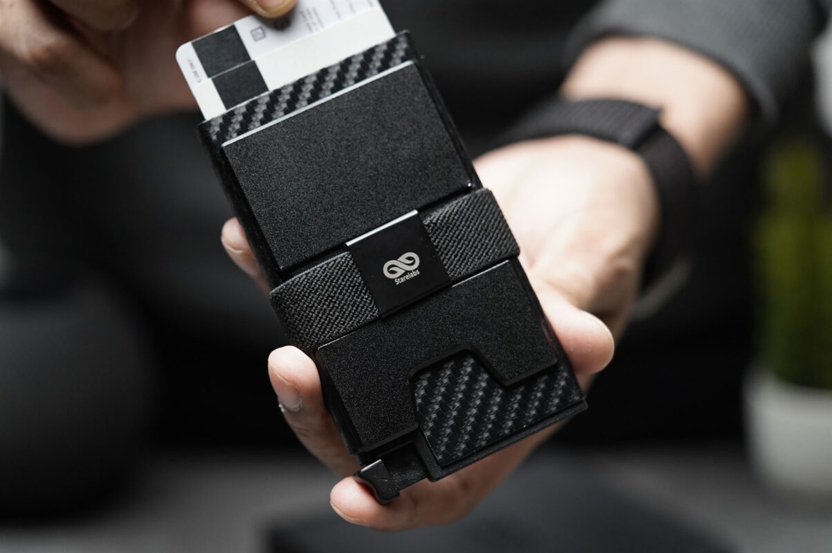 Slim Carbon Fiber Mini Pop Up Wallet