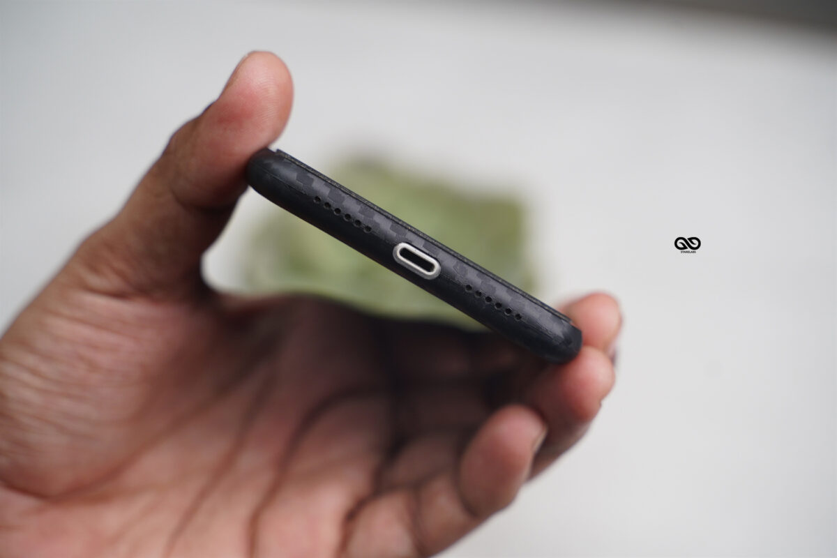 Ultra Thin Carbon Case for iPhone 11/ 11 Pro/ 11 Pro Max