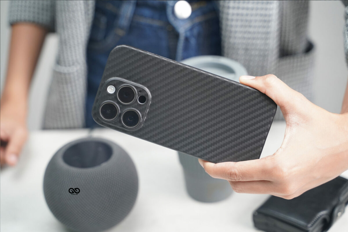 Carbon Ultra Thin Slim Case for iPhone 15 Pro