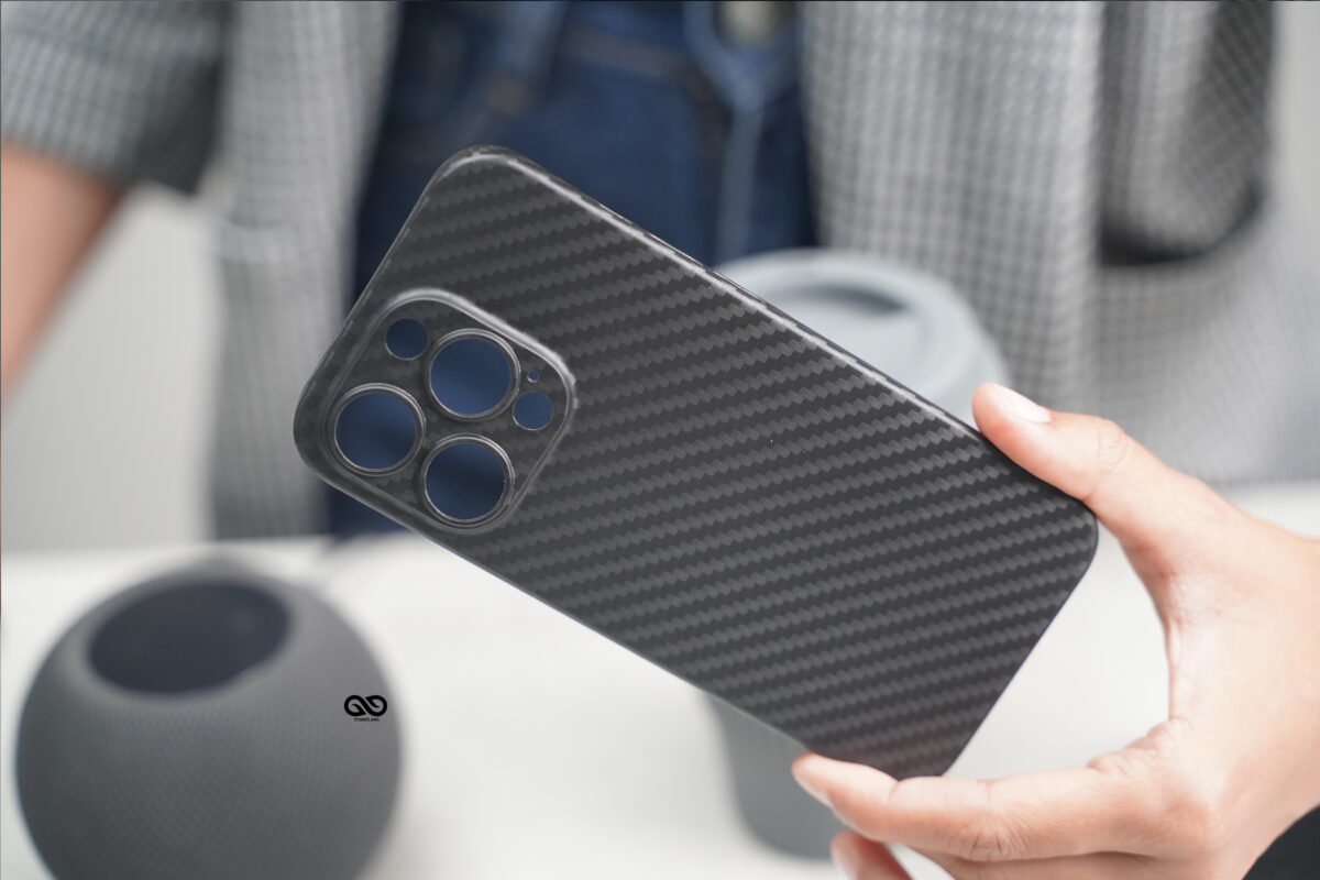 Carbon Ultra Thin Slim Case for iPhone 15 Pro