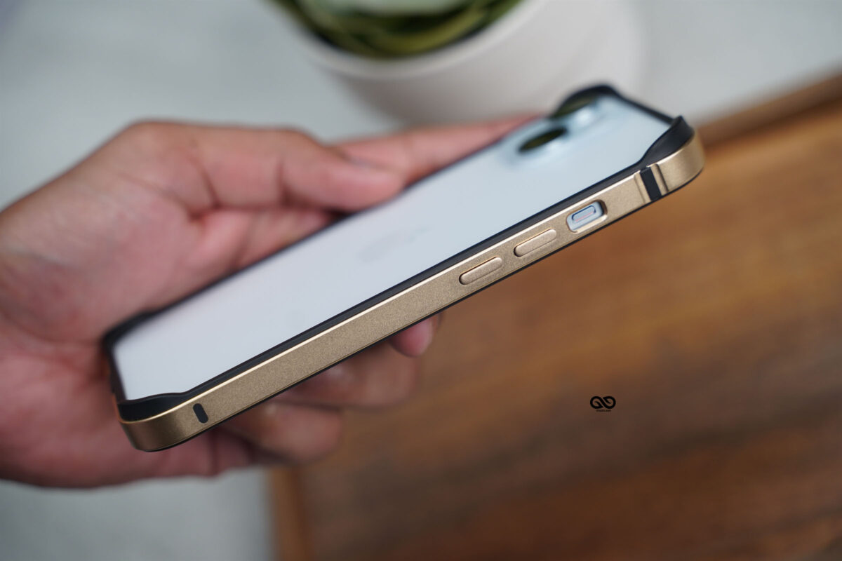 Copper Gold Fiber Bumper for iPhone 15 (Bumper, not a Case)