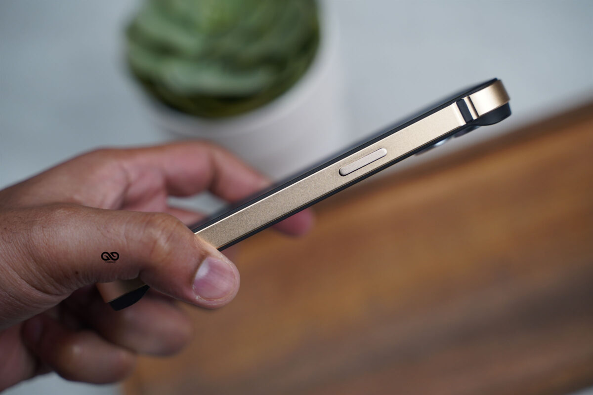 Copper Gold Fiber Bumper for iPhone 15 (Bumper, not a Case)