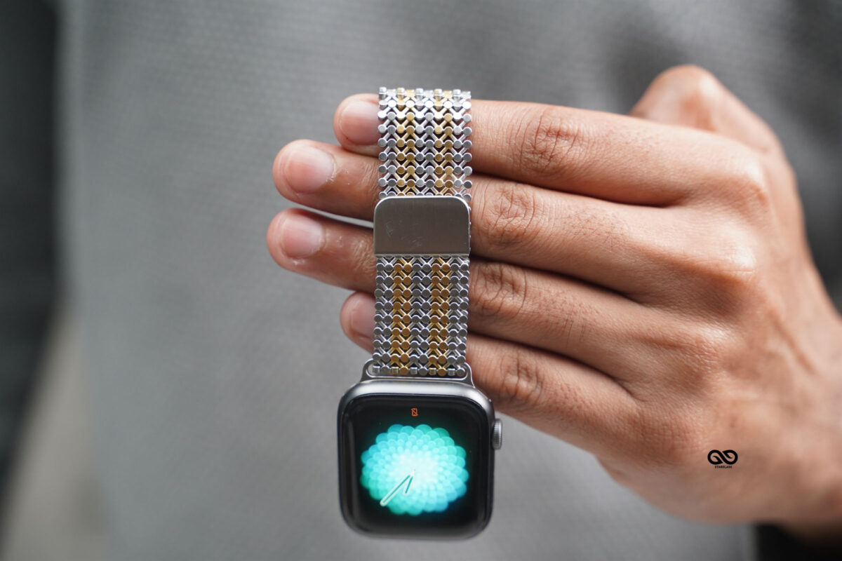 Magnetic closure stainless steel loop for Apple Watch 44MM 45MM 46MM Series 4 5 6 7 8 9 10 11 (SE 2 3 Gen)